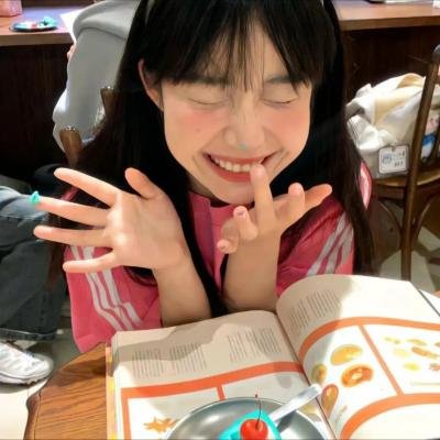穿鞋子的贝壳马塞尔